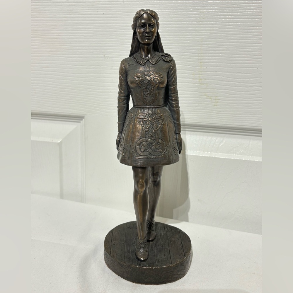 Genesis Fine Arts  Collectible Bronze Figurine Featuring Irish Dancer